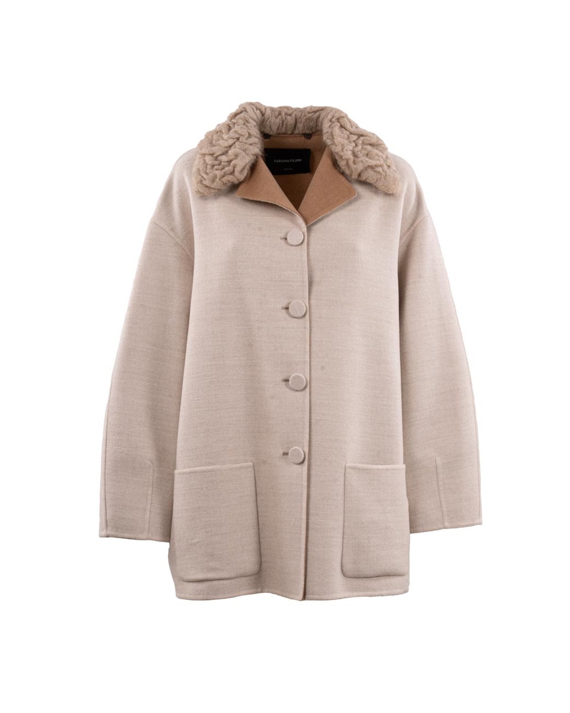 shop FABIANA FILIPPI  Giaccone: Fabiana Filippi caban in double di lana.
Tessuto sofisticato e avvolgente lavorato a mano.
Caratterizzato dal collo in mohair staccabile.
Prodotto attraverso processi sostenibili.
Composizione: 100% lana vergine
Collo in maglia: 65% mohair – 33% nylon – 2% lana vergine.
Made in Italy.. CTD215F260 L604-VR3 number 3568360